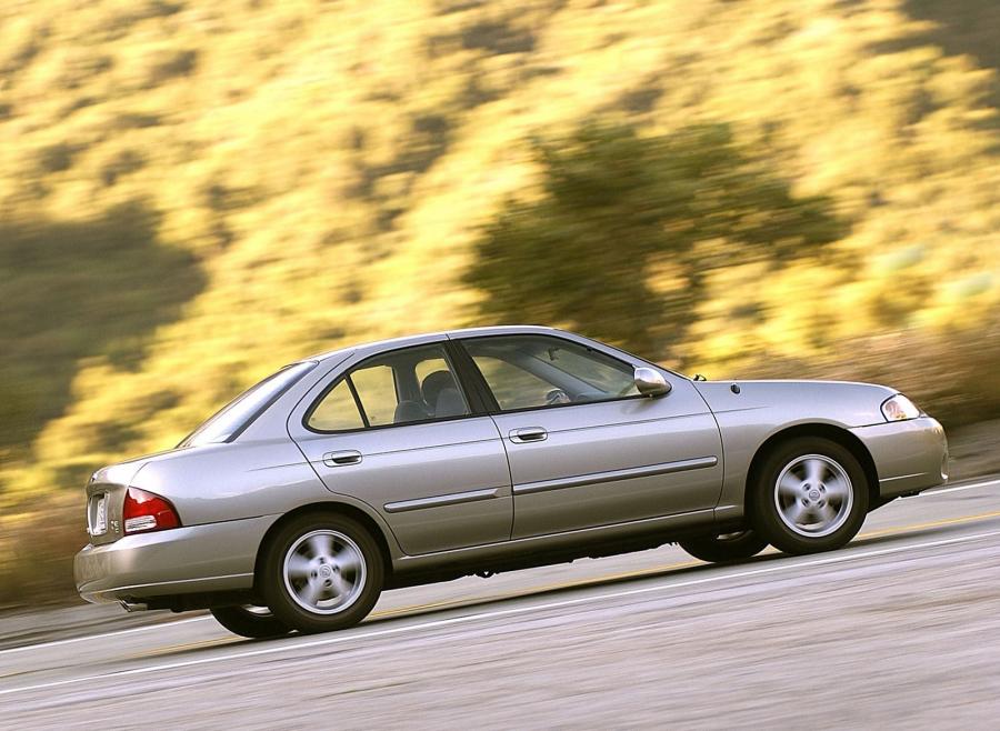  Nissan Sentra 1999 года  (фото 3 из 25)